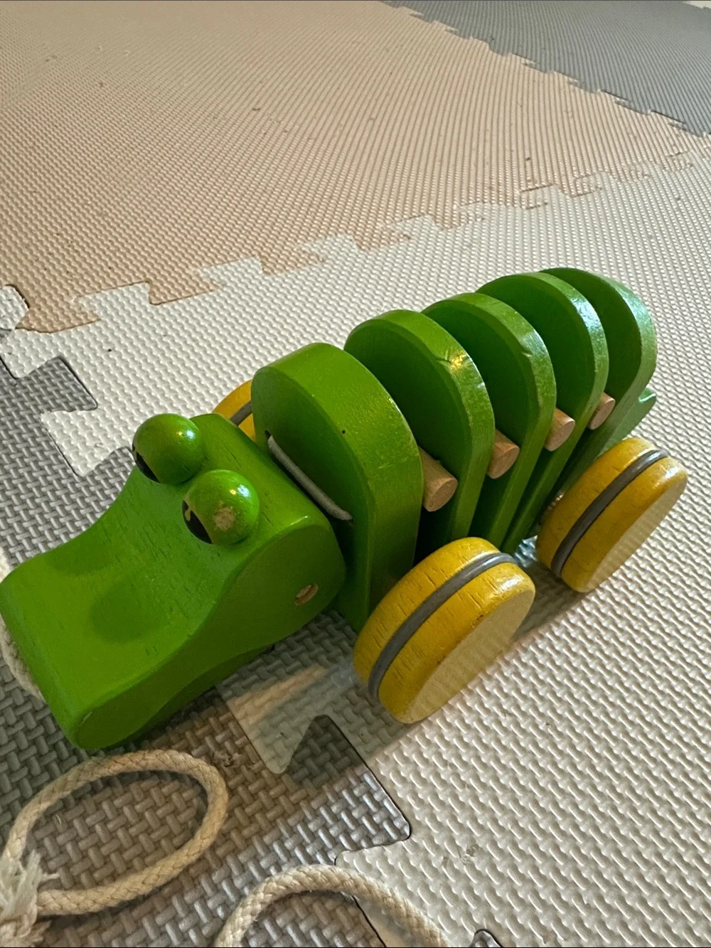 Green Pull-Along Wooden Crocodile Toy